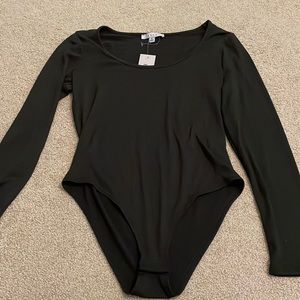 black long sleeved body suit